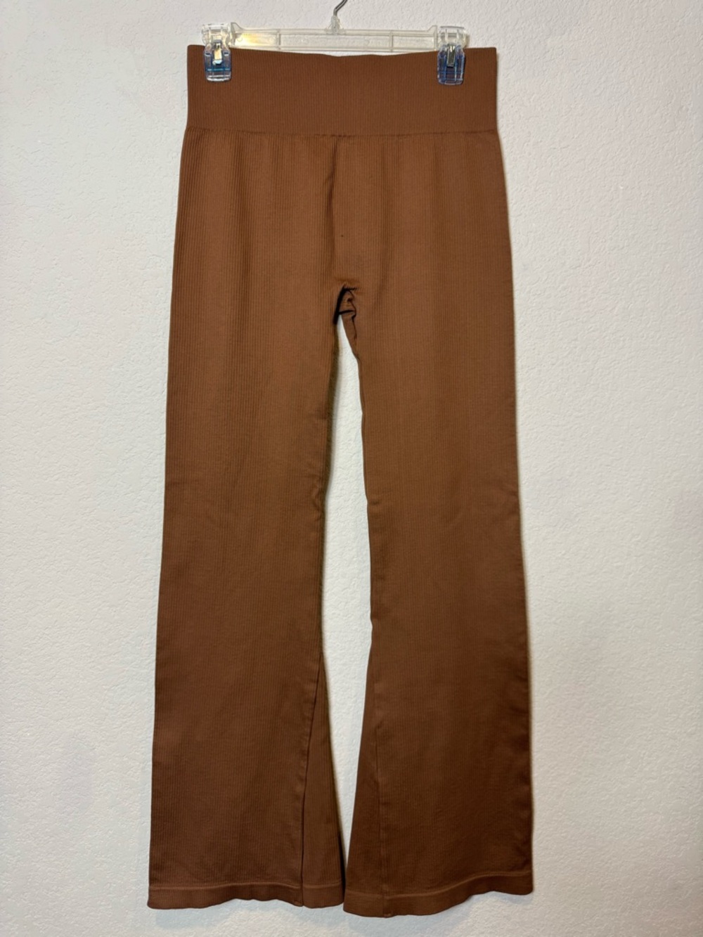 OQQ High-Rise Stretchy Ribbed Flared Yoga Pants in Rich Brown Activewear Sz XL - Picture 1 of 8